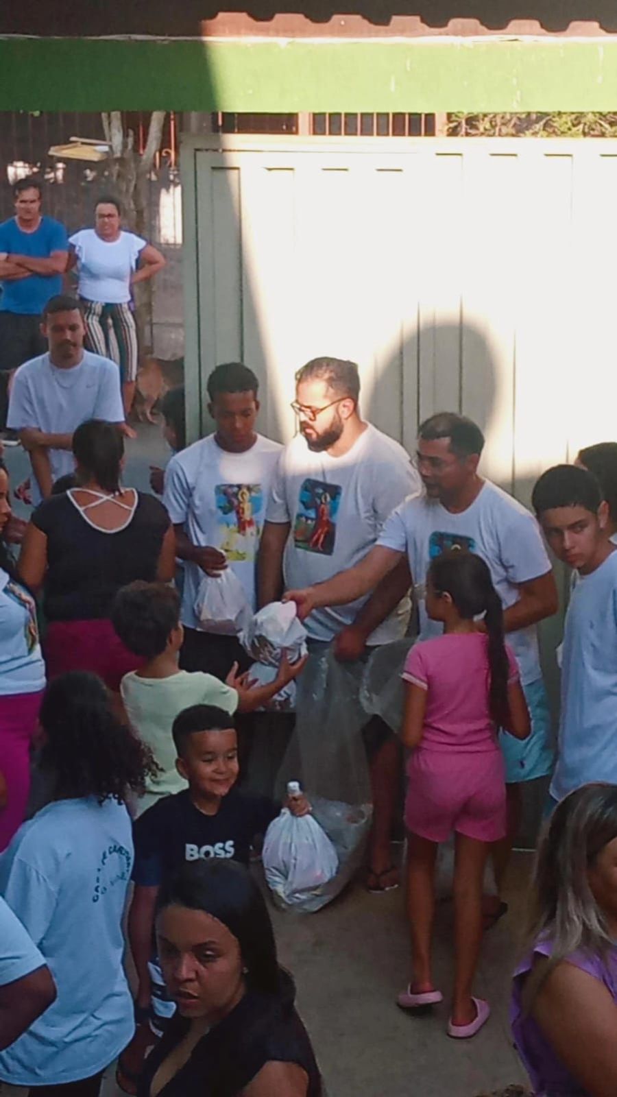 Voluntários